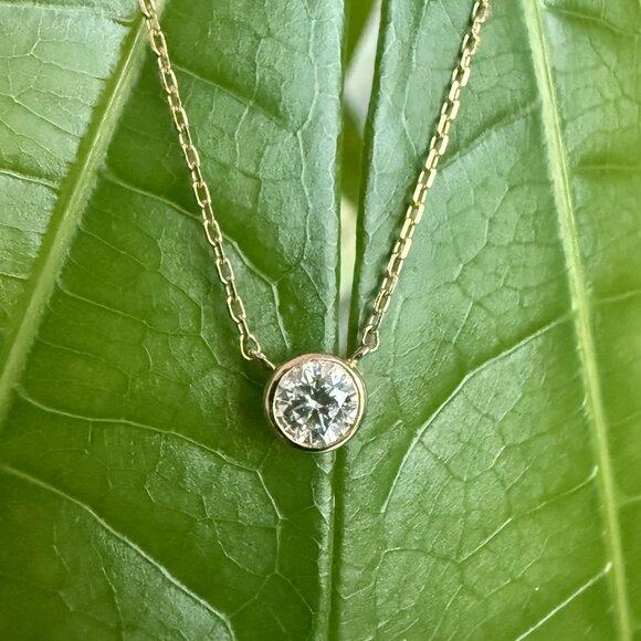 Natural Bezel Set Diamond Pendant Necklace / 18K Solid Gold / 16in Cable Chain - Picture 1 of 13